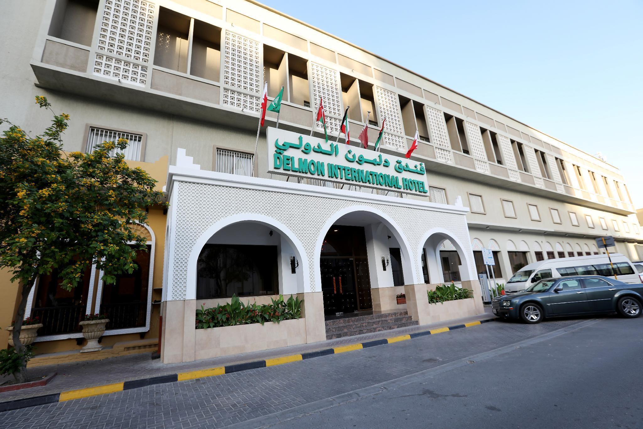 Delmon International Hotel Manama Exterior photo