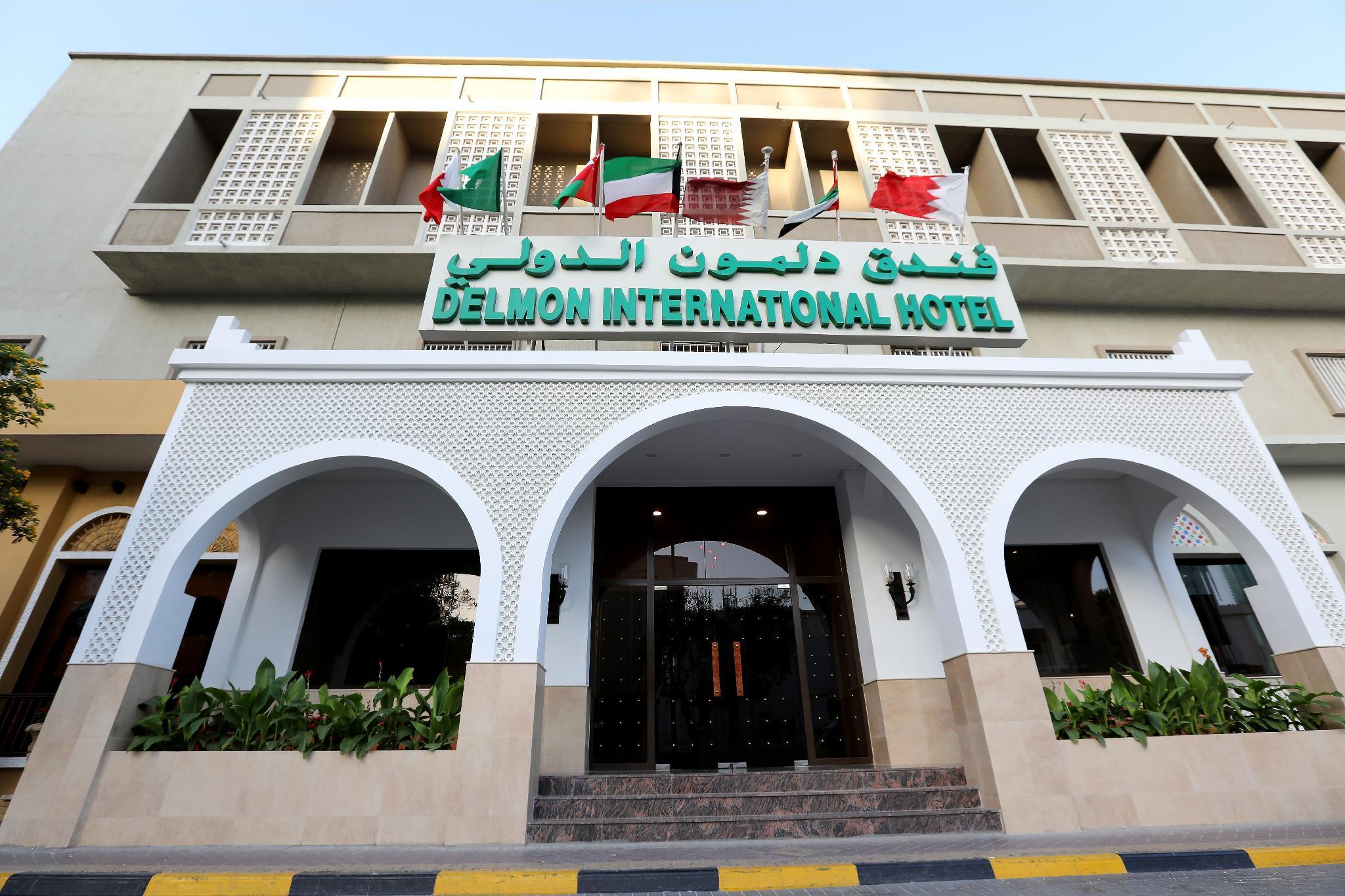 Delmon International Hotel Manama Exterior photo