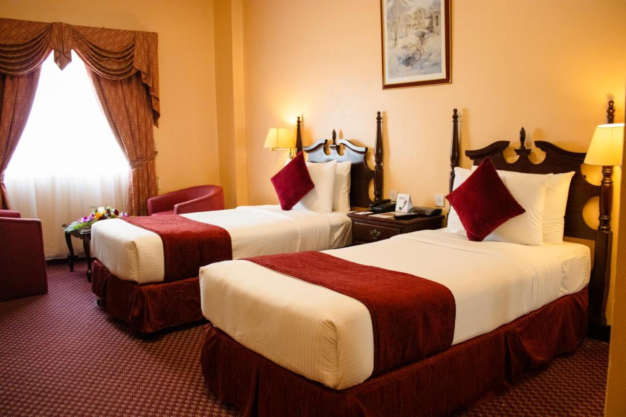 Delmon International Hotel Manama Exterior photo