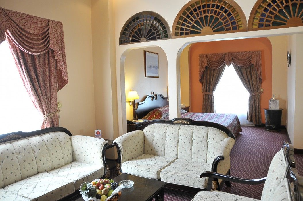 Delmon International Hotel Manama Exterior photo