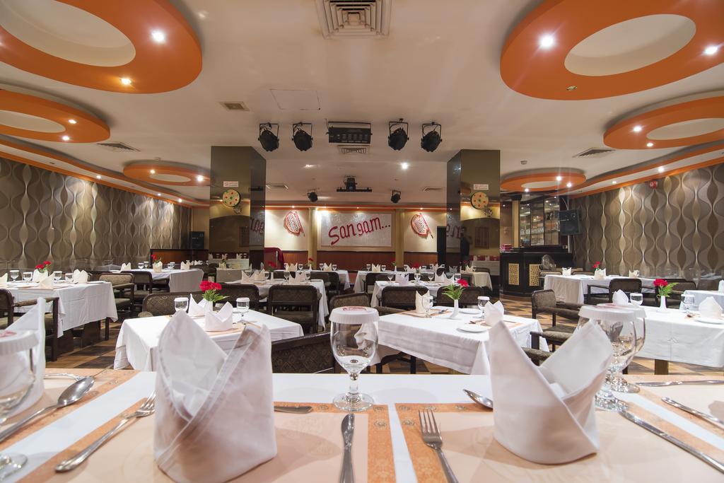 Delmon International Hotel Manama Exterior photo