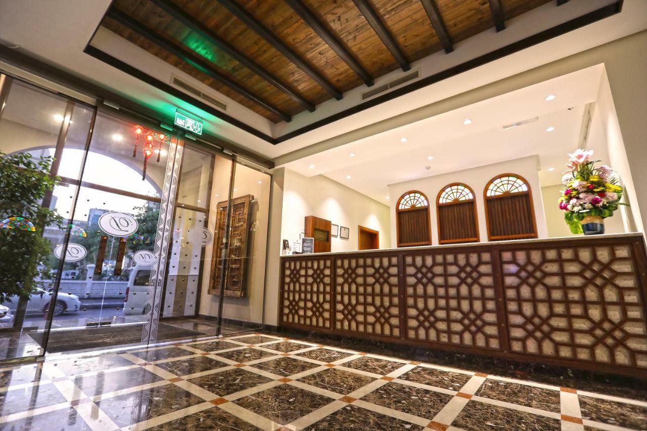 Delmon International Hotel Manama Exterior photo