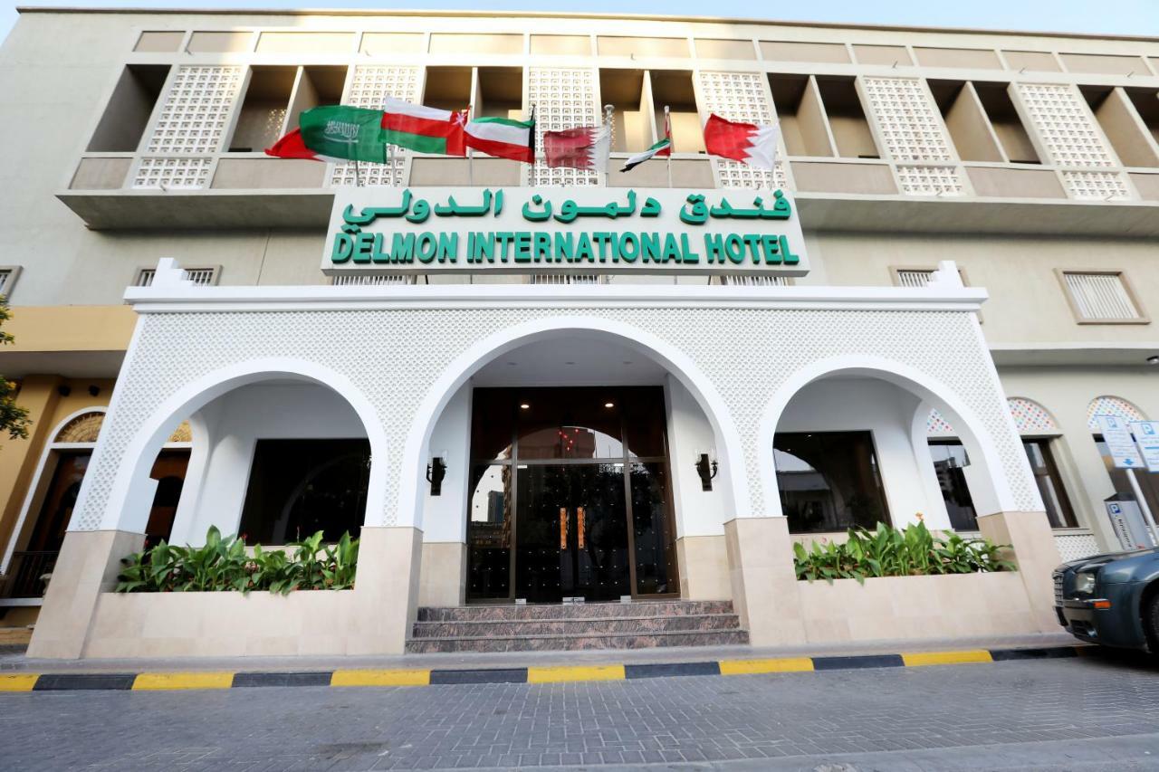Delmon International Hotel Manama Exterior photo
