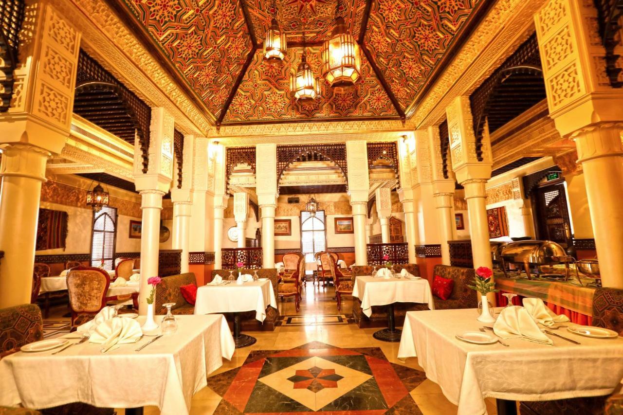 Delmon International Hotel Manama Exterior photo